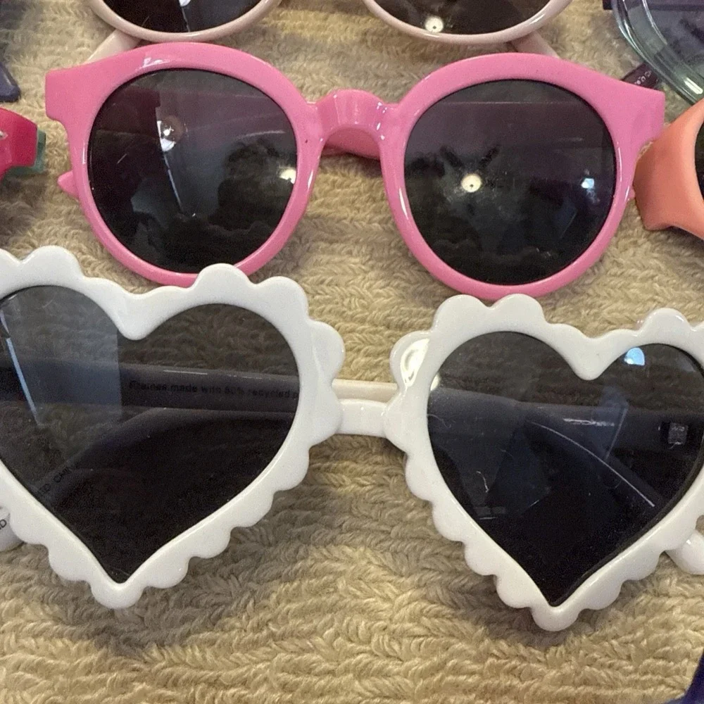 18 pairs  Kids Toddler Sunglasses Lot Party Favor Giveaways Prizes Birthday